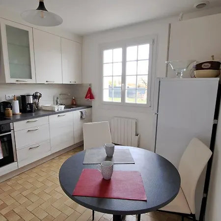 Maison En Bord De Rance Taden